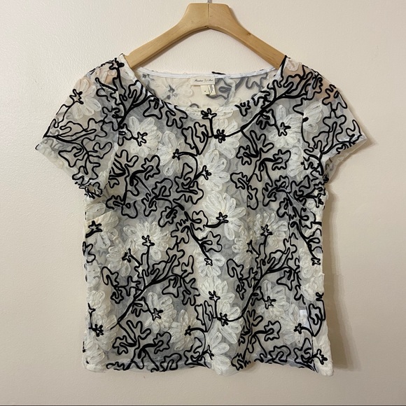 MEADOW RUE Ribbon Flower Top M - Picture 2 of 5